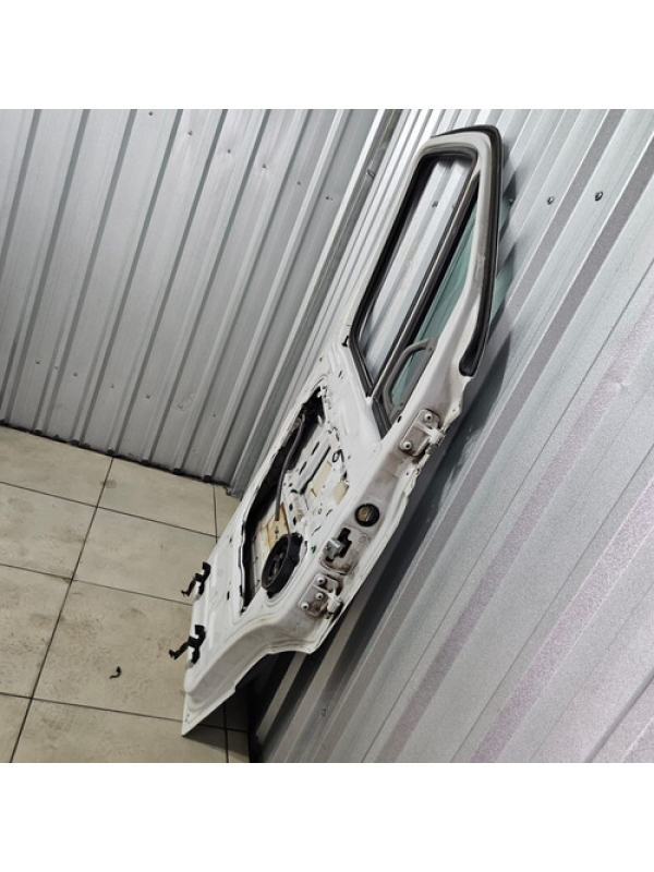 Porta Dianteira Esquerda Mb Sprinter 311 415 515 2013 À 2019