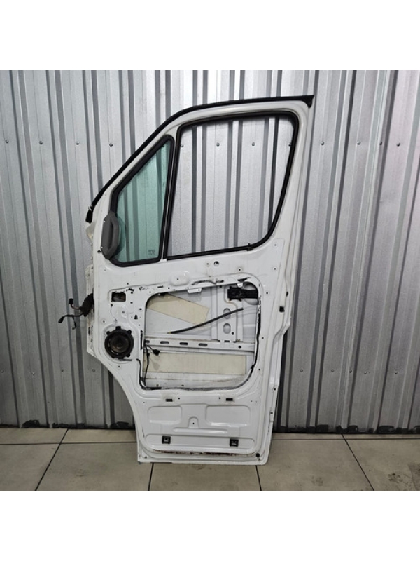 Porta Dianteira Direita Mb Sprinter 311 415 515 2013 À 2019.