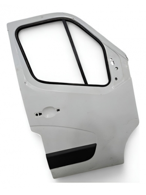 Porta Dianteira Direita Renault Master 2013 À 2025 C Detalhe