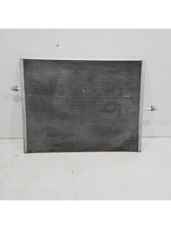 Radiador Auxiliar Mb Sprinter 315 417 517 2023, 2024 E 2025.
