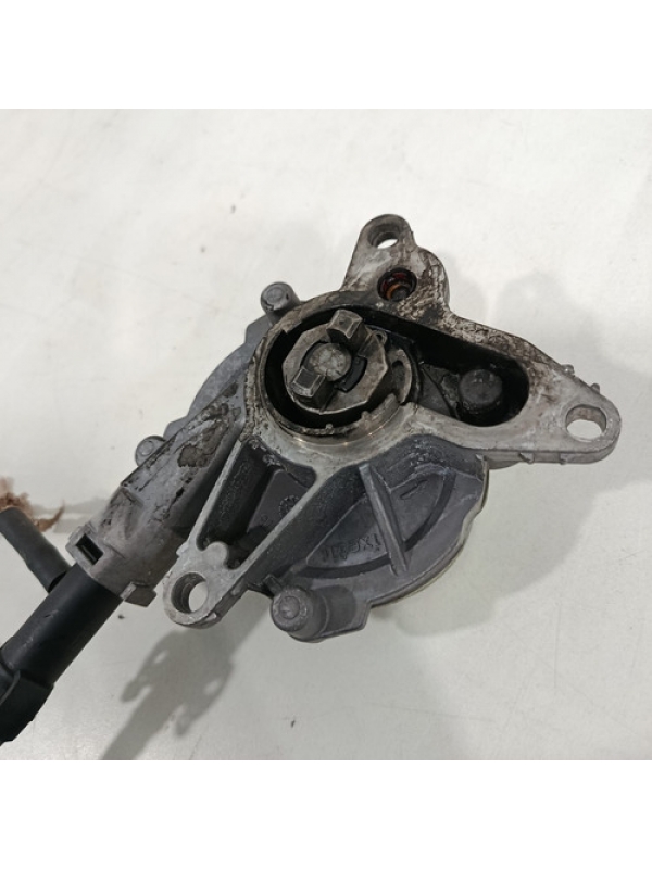 Bomba De Vácuo Motor Renault Master 2.3 2013 2014 2015 À 022