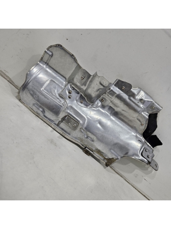 Protetor Motor Lado Esquerdo Mb Sprinter 417 517 2.0 2024 .