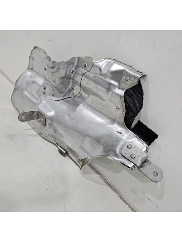 Protetor Motor Lado Esquerdo Mb Sprinter 417 517 2.0 2024 .
