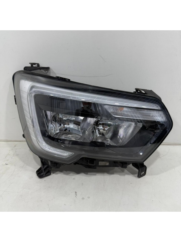 Farol Dianteiro Lado Direito Renault Master 2.3 2023 2024 25