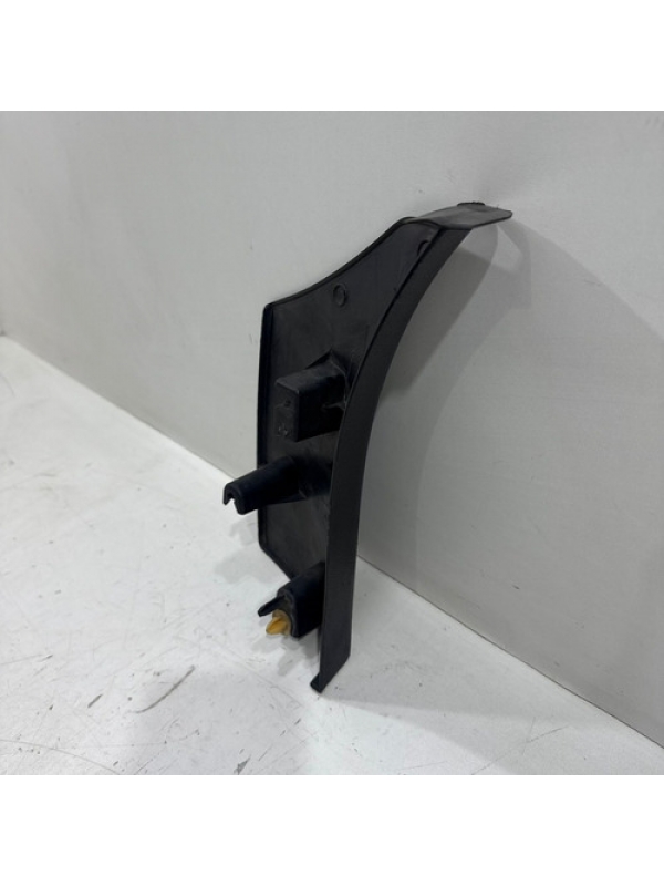 Moldura Interna Coluna Direita Renault Master 2.3 2021 2022.