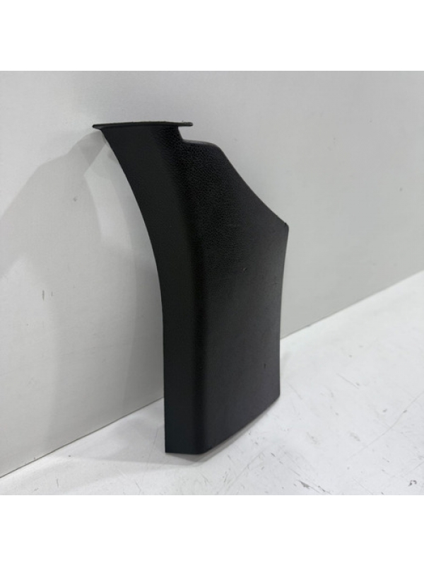 Moldura Interna Coluna Direita Renault Master 2.3 2021 2022.