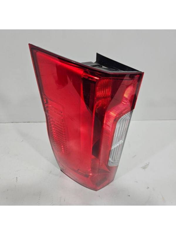 Lanterna Traseira Esquerda Mb Sprinter 416 417 2020 À 2023.