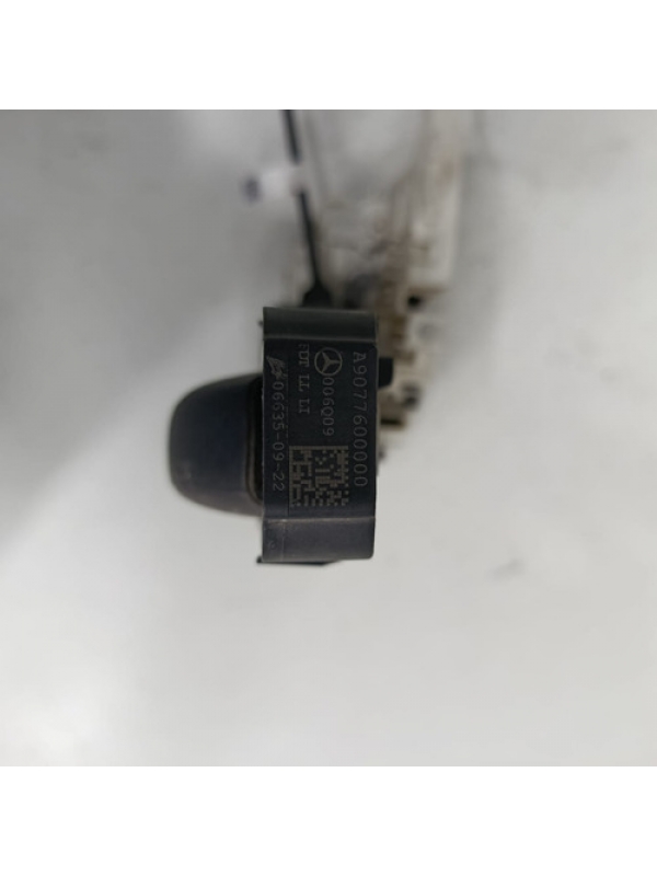 Fechadura Maçaneta Dianteira Esquerda Mb Sprinter 417 2024 .