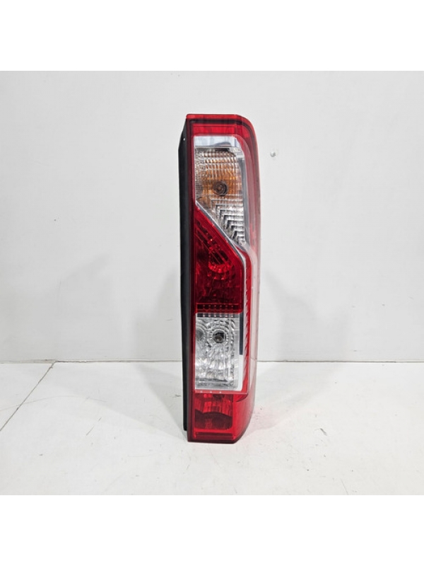 Lanterna Traseira Direita Renault Master 2.3 2013 Até 2022.