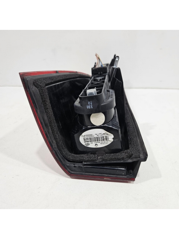 Lanterna Traseira Direita Renault Master 2.3 2013 Até 2022.