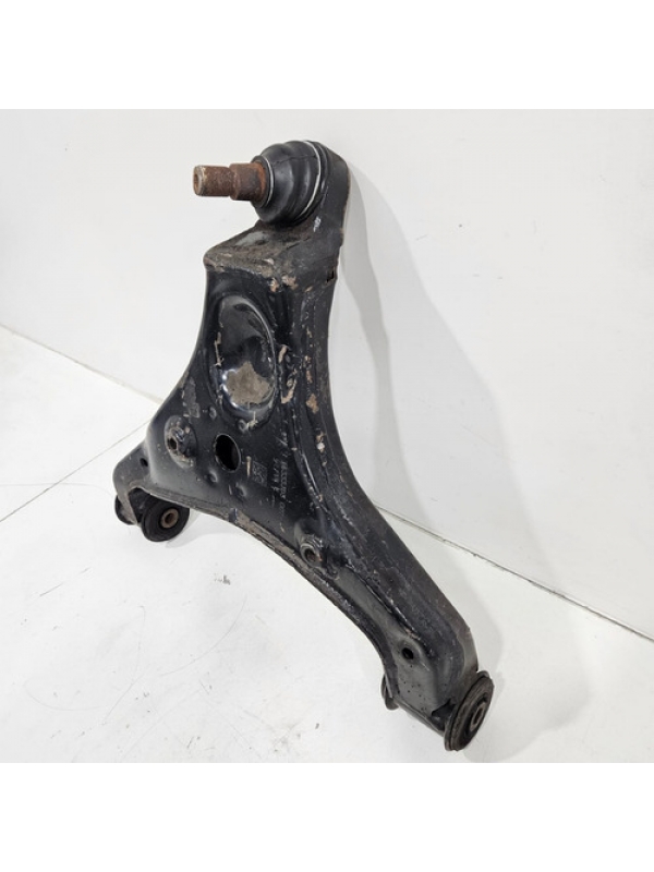 Bandeja Direita Suspensão Mb Sprinter 415 E 416 2013 À 2022.