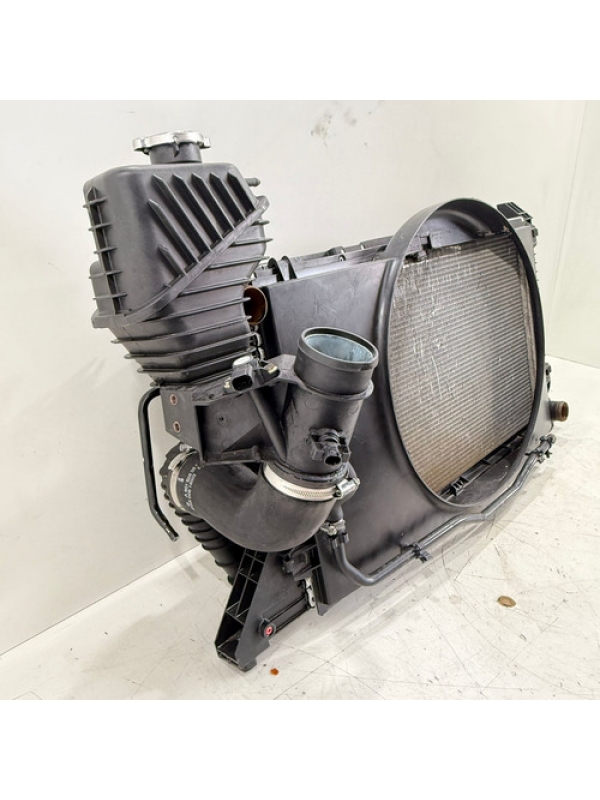 Kit Radiador Defletor Mb Sprinter 2.2 311 313 413 2001 À 012