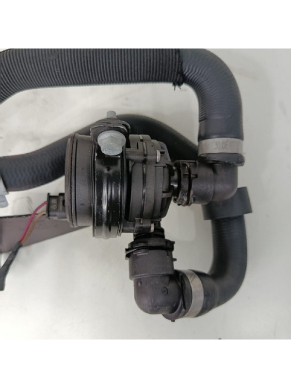 Bomba D'água Auxiliar Mb Sprinter 315 417 517 2023 2024 2025