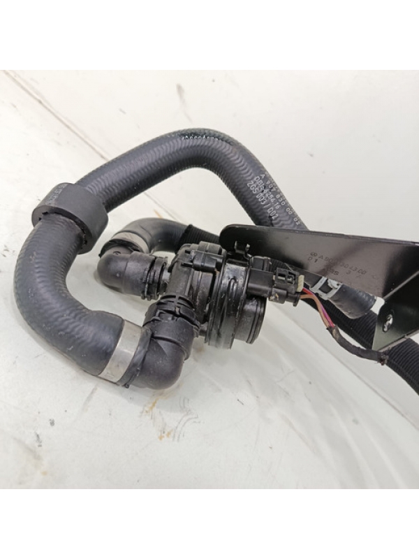 Bomba D'água Auxiliar Mb Sprinter 315 417 517 2023 2024 2025