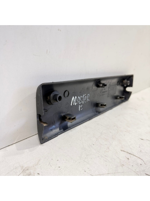 Friso Lateral Traseiro Direito Renault Master 2.5 2006 À 012