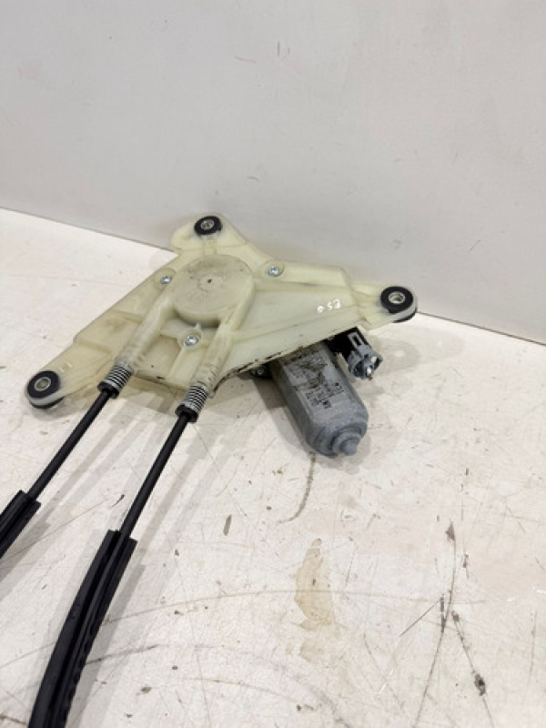 Maquina Vidro Manual Esquerda Renault Master 2.3 2013 À 2022