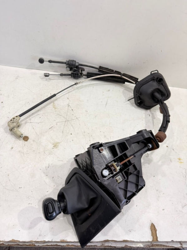 Trambulador C/ Cabos De Marcha Peugeot Expert Jumpy 18 À 24.