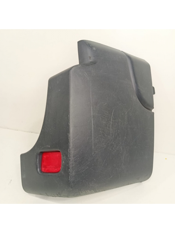 Acabamento Ponteira Traseira Direita Renault Master 013 À 22