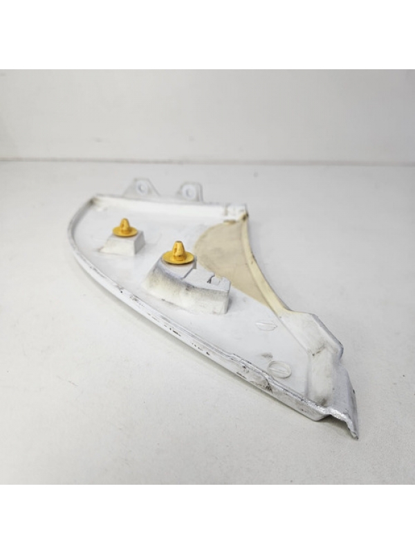 Friso Superior Do Farol Direito Fiat Ducato 2.3 2018 À 2022.