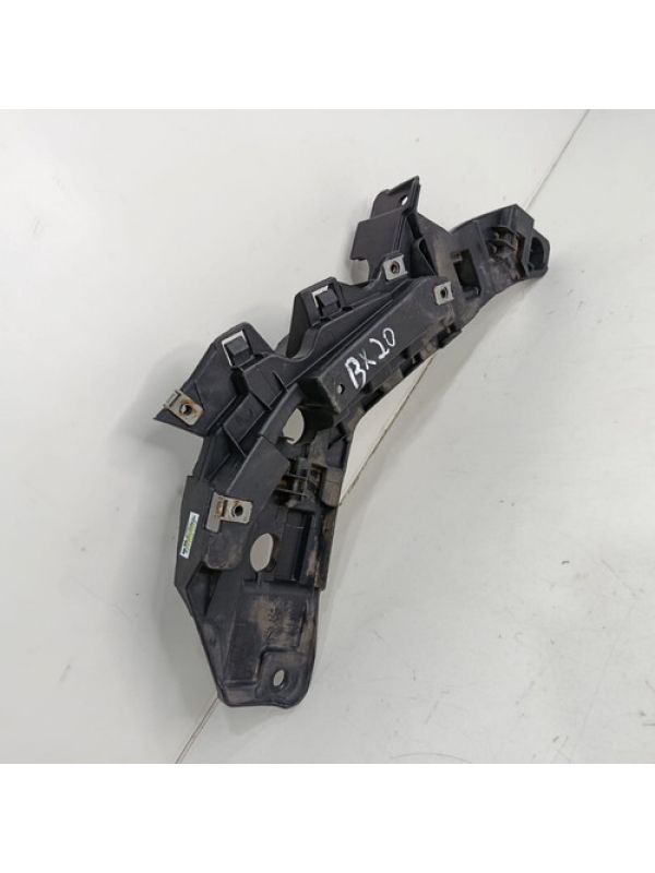 Suporte De Fixação Farol Direito Peugeot Boxer 2018 À 2024 .