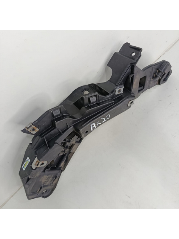 Suporte De Fixação Farol Direito Peugeot Boxer 2018 À 2024 .