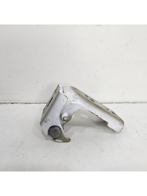 Dobradiça Superior Porta Dianteira Direita Fiat Scudo 2024.