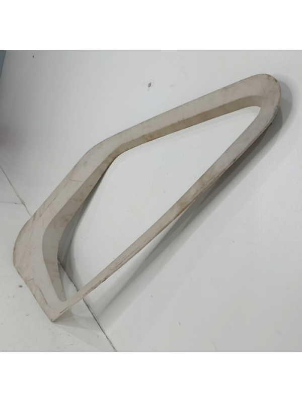 Moldura Da Ventarola Direita Fiat Ducato 2021 2022 2023 2024