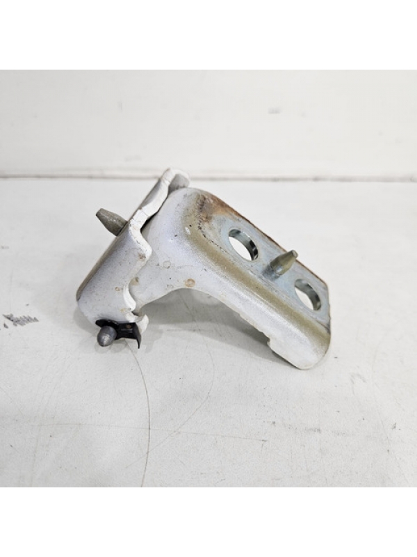 Dobradiça Inferior Porta Dianteira Direita Fiat Scudo 2024.