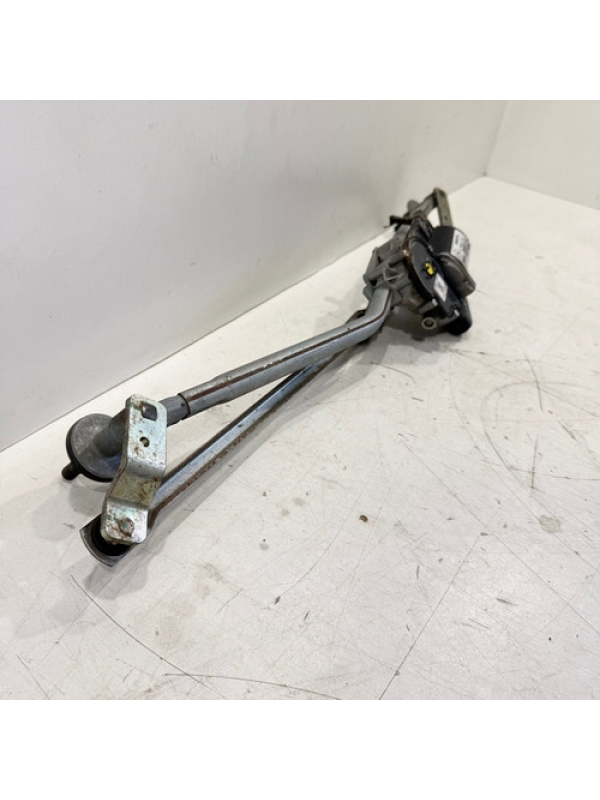 Galhada Motor Limpador Mb Sprinter 415 515 516 2021 2022 023