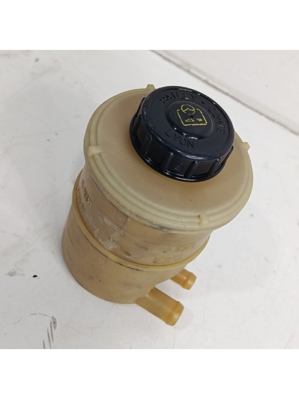 Reservatório De Óleo Hidráulico Renault Master 2005 À 2012 .