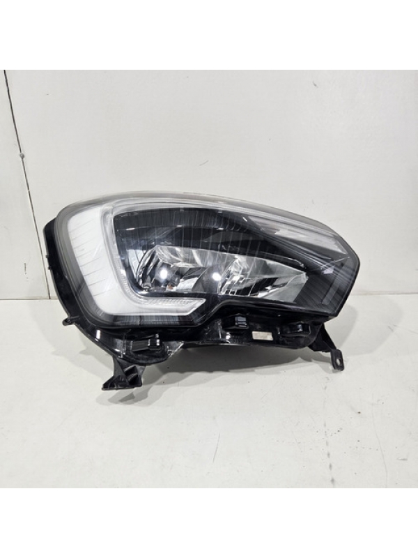 Farol Lado Direito Renault Master 2.3 2023 2024 2025 Detalhe