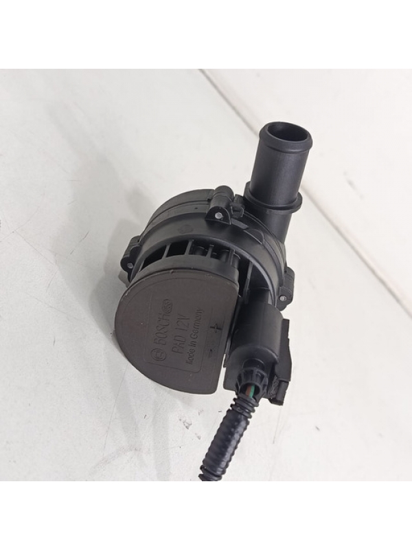 Bomba De Água Auxiliar Renault Master 2023 /2024 /2025 2.3 .