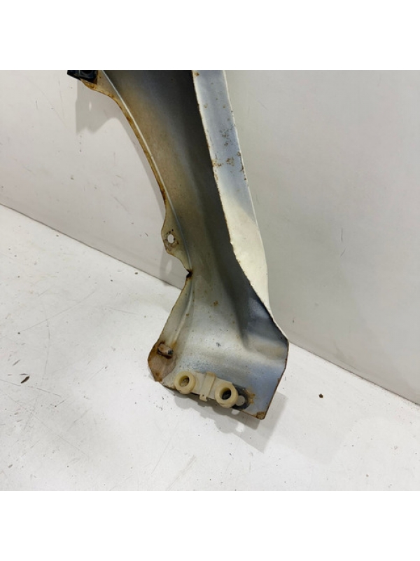 Paralama Lado Direito Toyota Hilux 2.8 1997 1998 1999 À 2002