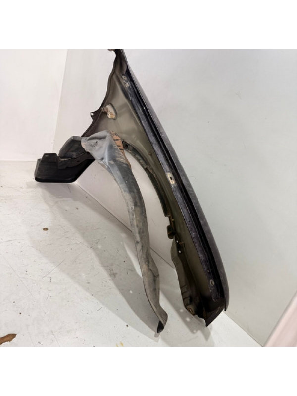 Paralama Lado Esquerdo Mitsubishi L200 Gls 2003 2004 À 2007.