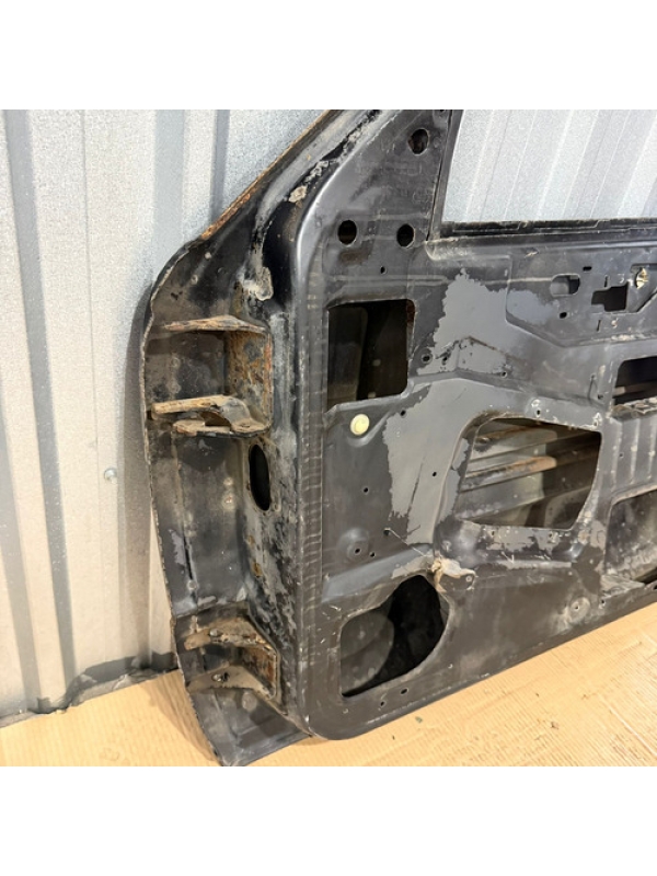 Porta Dianteira Direita Gm Chevrolet Blazer 1996 1997 À 2011