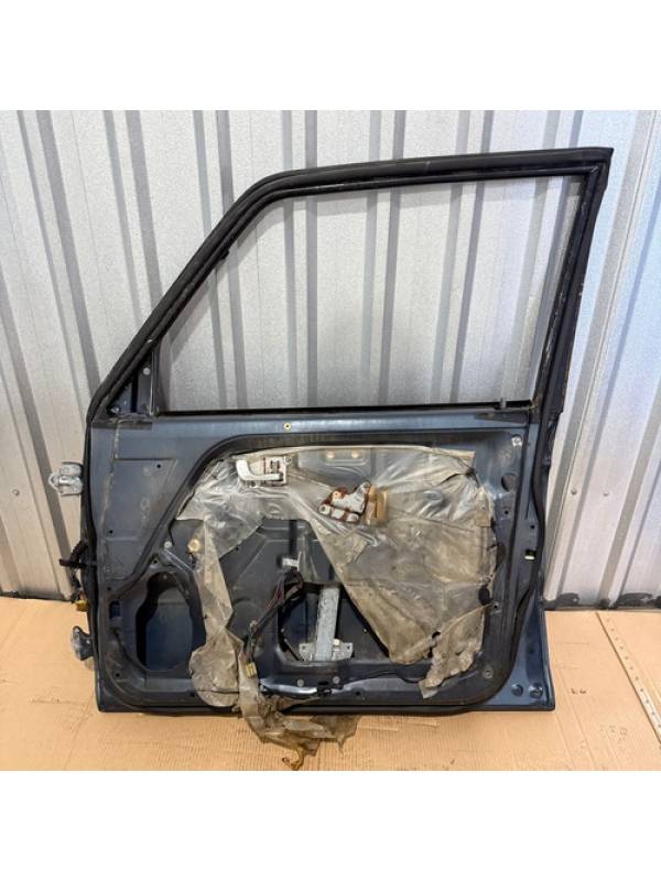 Porta Dianteira Direita Mitsubishi Pajero Gls 1995 96 À 2001