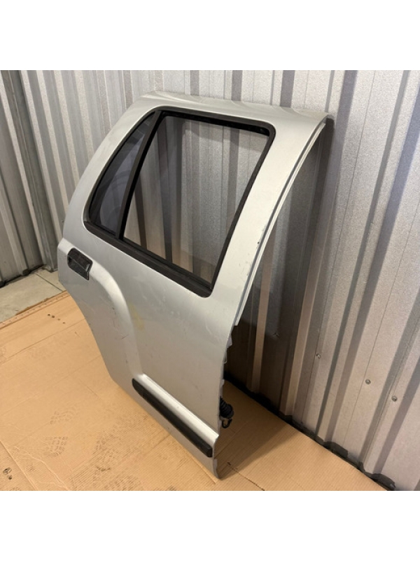 Porta Traseira Direita Chevrolet Blazer 2001 2002 03 À 2011.