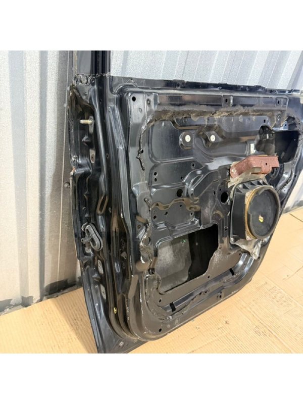 Porta Traseira Direita Mitsubishi Pajero Sport 2000 À 2004.