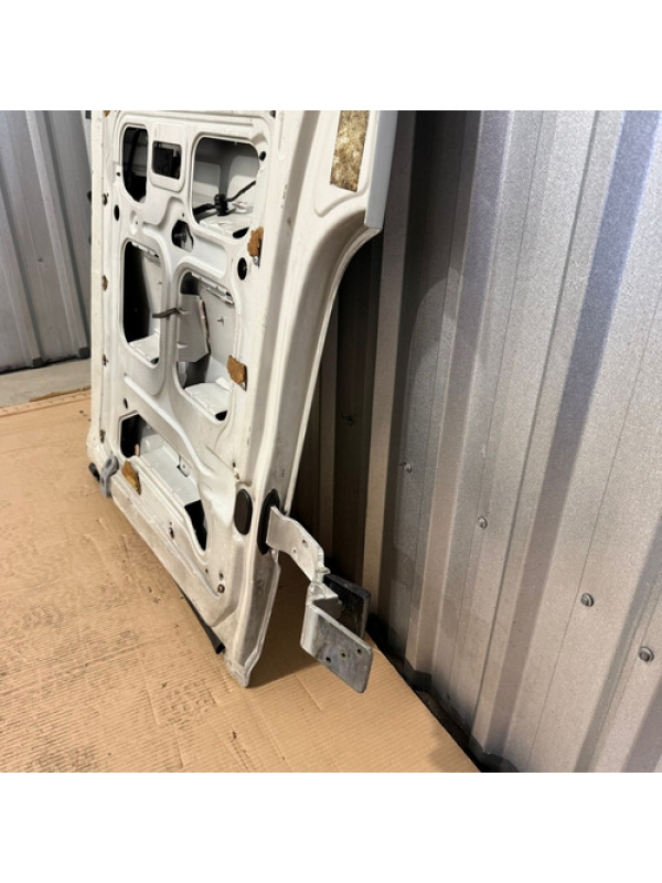 Porta Traseira Esquerda Renault Master 2.5 2004 2005 À 2013.