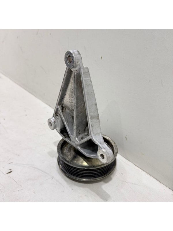 Polia Com Suporte Auxiliar Motor Renault Master 2.3 13 À 22.