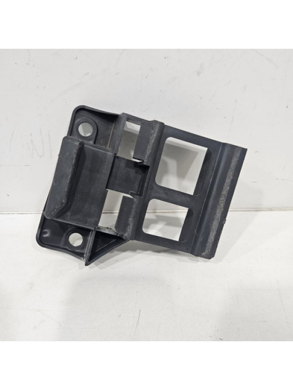 Guia Lado Esquerdo Do Parachoque Mb Sprinter 415 2013 À 2022