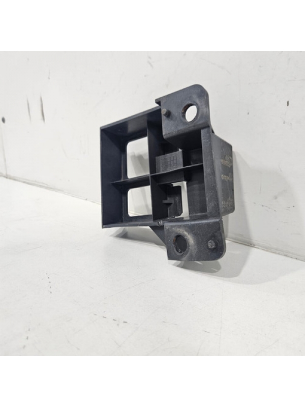 Guia Lado Esquerdo Do Parachoque Mb Sprinter 415 2013 À 2022