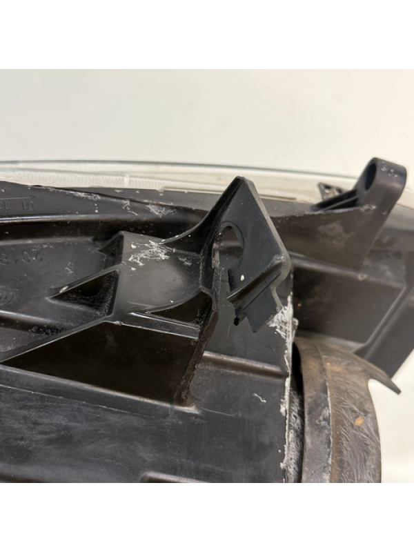 Farol Dianteiro Lado Direito Mb Sprinter 416 417 2020 À 2025