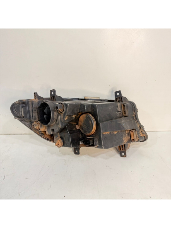 Farol Dianteiro Esquerdo Mb Sprinter 2.0 416 417 2020 À 2025