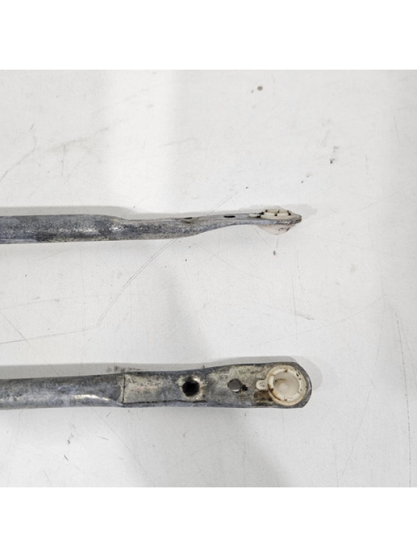 Galhada Limpador Parabrisa S/ Motor Lifan Foison 2013 À 2016