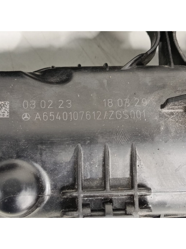 Tampa De Válvulas Mb Sprinter 315 417 517 2023 2024 2025 026