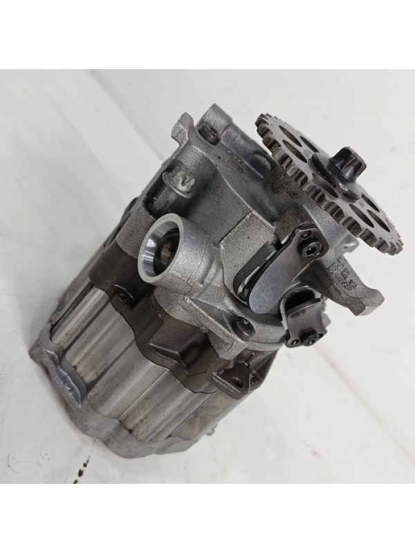Bomba De Óleo Mb Sprinter 2.0 315 417 517 2023 2024 2025 026