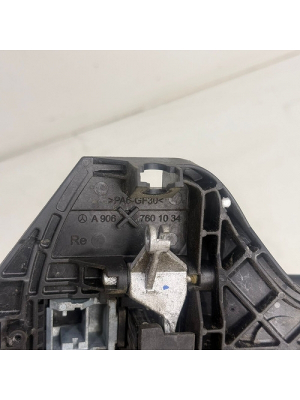 Maçaneta Dianteira Direita Mb Sprinter 2.2 415 515 2013 À 19