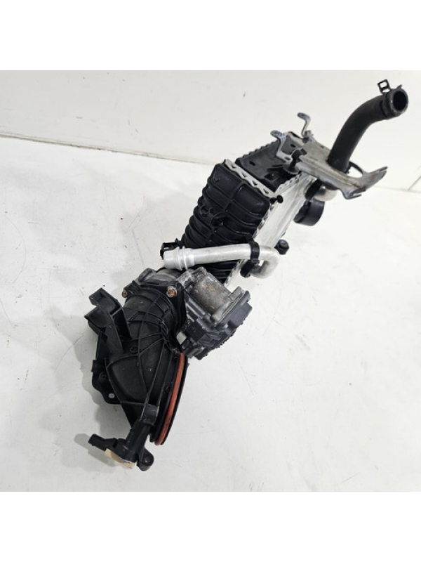 Intercooler Motor Tbi Borboleta Mb Sprinter 2.0 315 417 517.