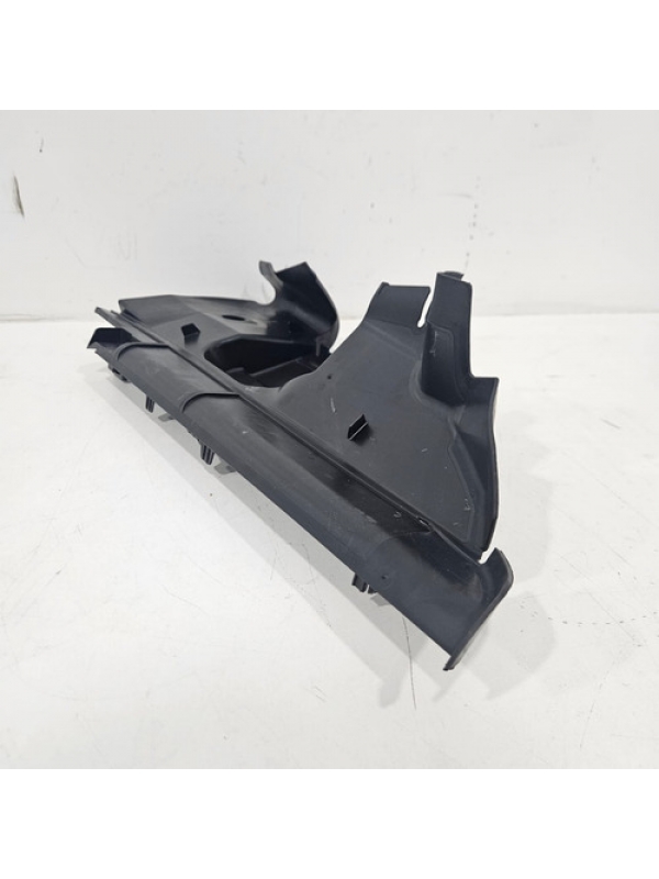 Defletor Esquerdo Radiador Mb Sprinter 417 517 2023 Até 2025